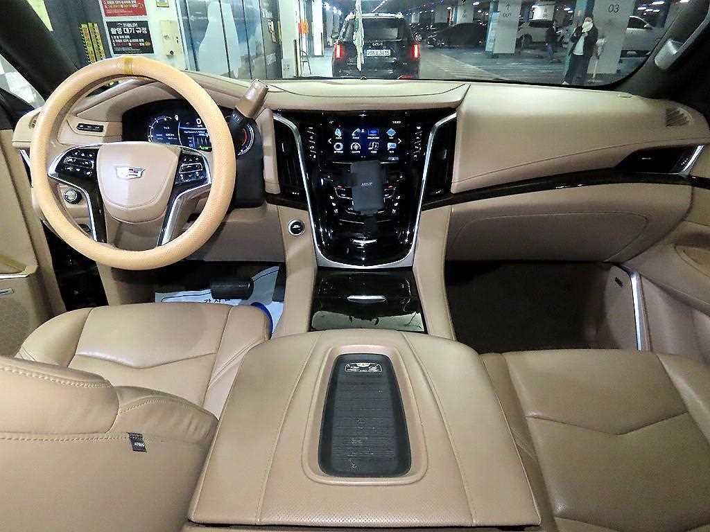 캐딜락 에스컬레이드 6.2 V8 ESV 이미지 9