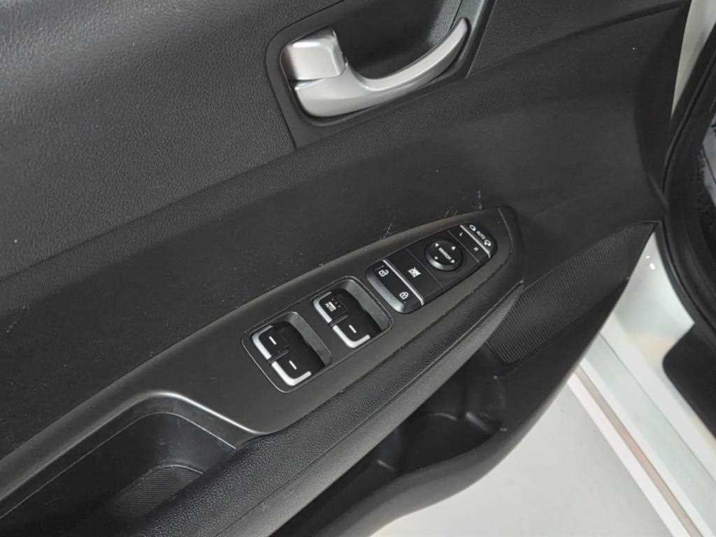 기아 K5 K5 2세대 SX 2.0 LPI 럭셔리 A/T 이미지 12