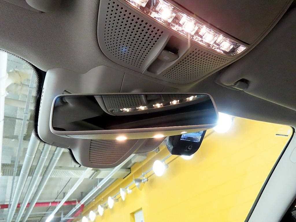 벤츠 E 클래스 E-클래스 W213 E300 4MATIC 아방가르드 이미지 15