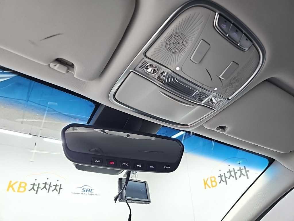기아 K9 더 K9 3.8 GDI 2WD 플래티넘Ⅱ 이미지 15