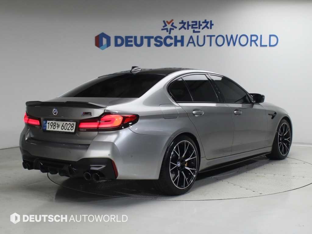 BMW 5시리즈 M5 (F90, F10) M5 세단 컴페티션 에디션 이미지 2