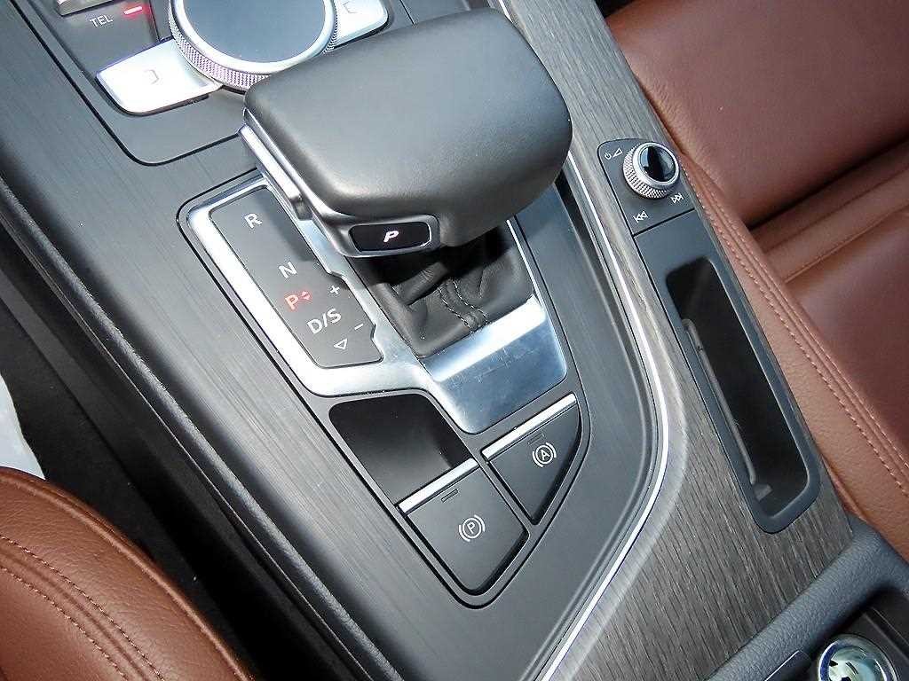아우디 A4 A4 (B9) 40 TFSI 프리미엄 이미지 11