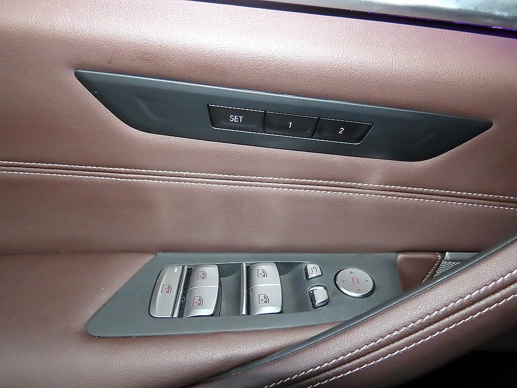 BMW 5시리즈 5시리즈 (G30) 530i xDrive M 스포츠 이미지 13