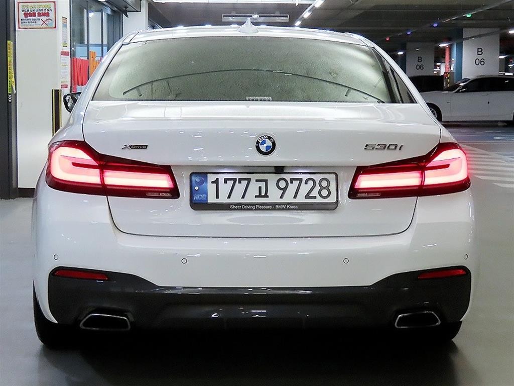 BMW 5시리즈 5시리즈 (G30) 530i xDrive M 스포츠 이미지 5