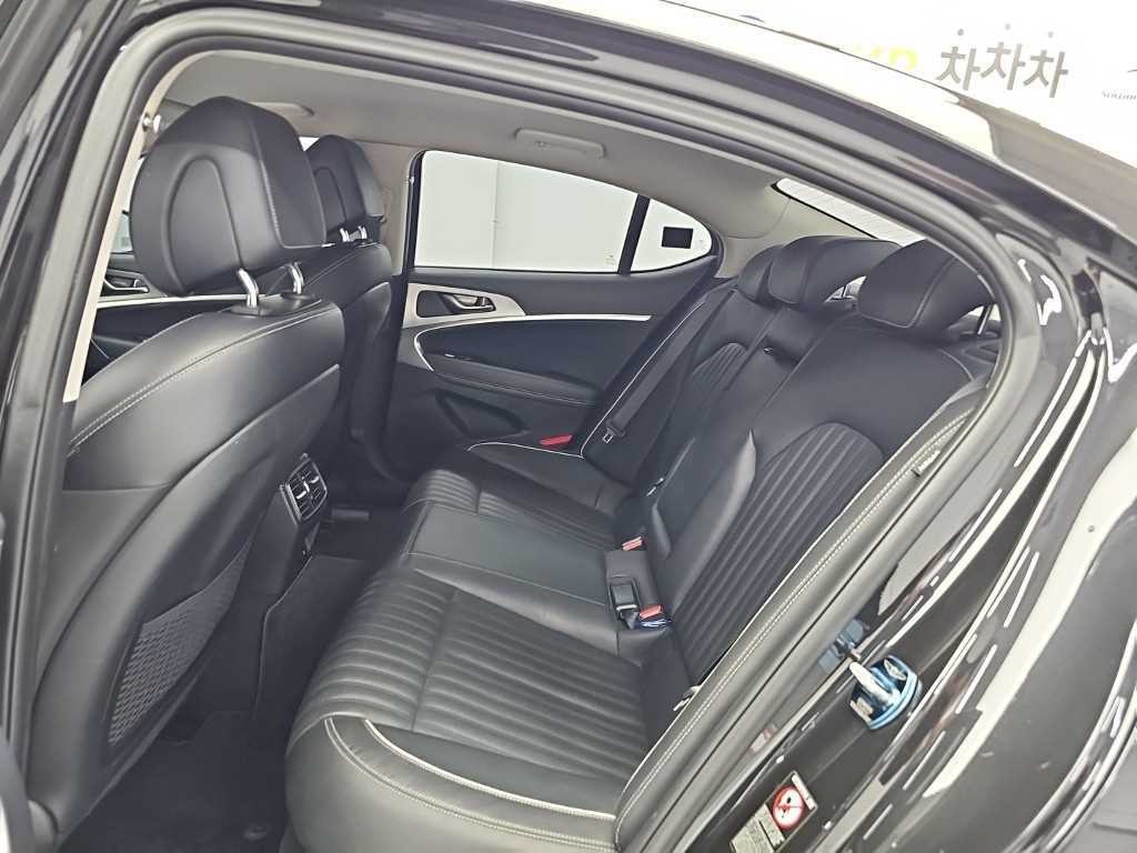제네시스 G70 2.0T AWD 엘리트 이미지 12