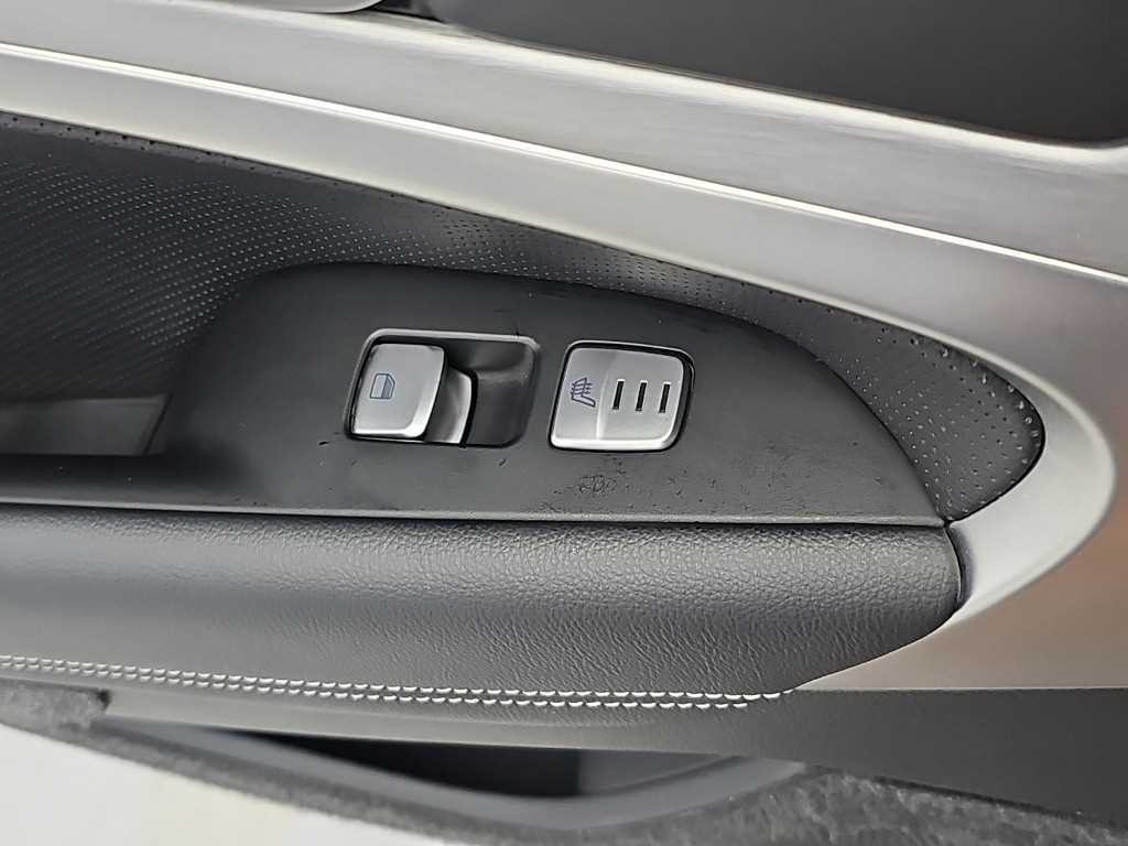 제네시스 G70 2.0T AWD 엘리트 이미지 14