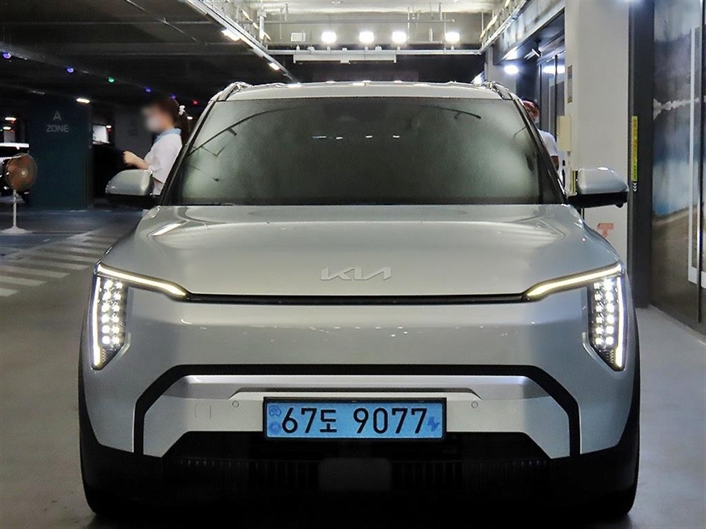 기아 EV3 롱레인지 2WD 에어 이미지 2