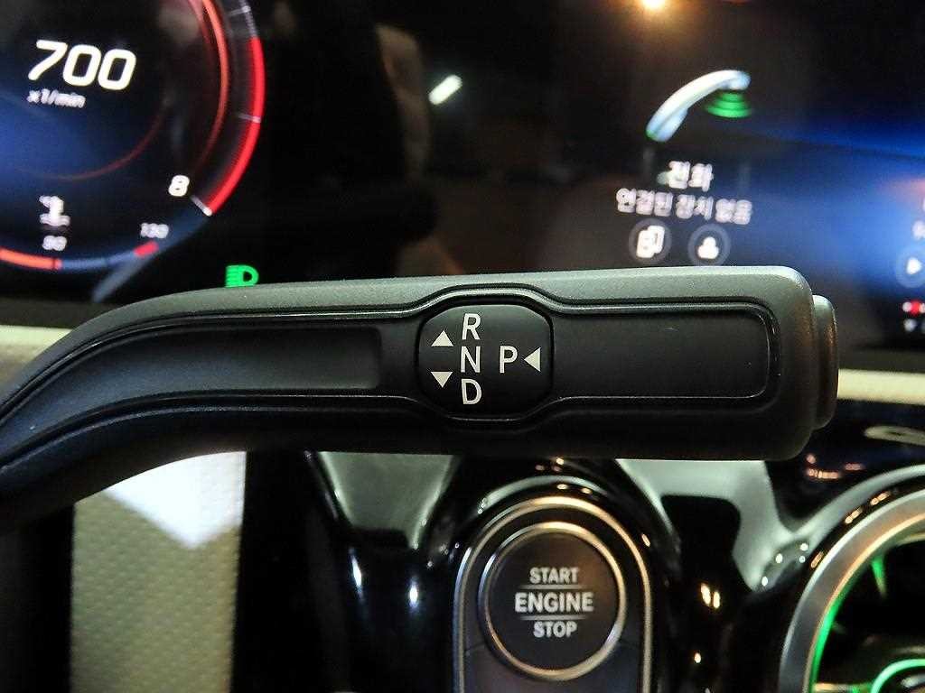 벤츠 A 클래스 A클래스 W177 A220 세단 이미지 12