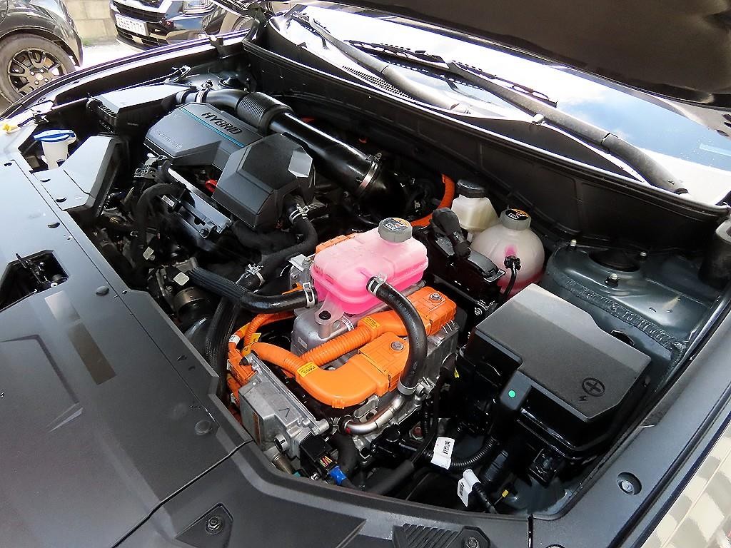 현대 투싼 투싼 하이브리드(NX4) 2WD 인스퍼레이션 이미지 19