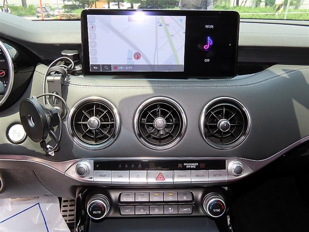 기아 스팅어 스팅어 마이스터 AWD 3.3 GT 마스터즈 터보 패키지 이미지 13