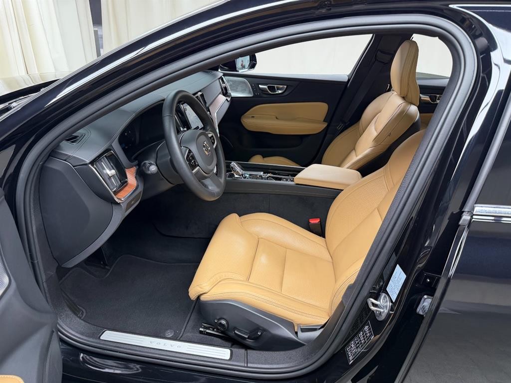 볼보 S60 S60(3세대) B5 얼티메이트 브라이트 이미지 8