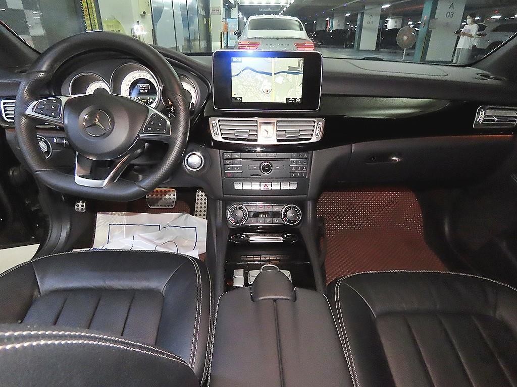 벤츠 CLS 클래스 CLS클래스 W218 CLS 250 d 4MATIC AMG Line 이미지 10