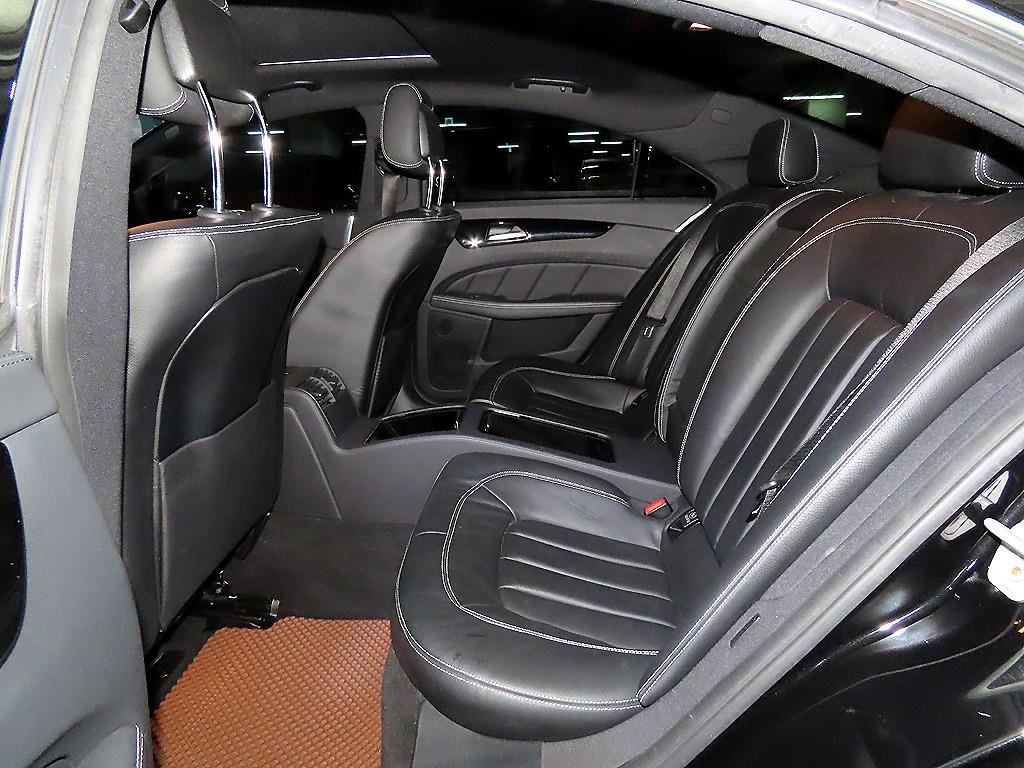벤츠 CLS 클래스 CLS클래스 W218 CLS 250 d 4MATIC AMG Line 이미지 7