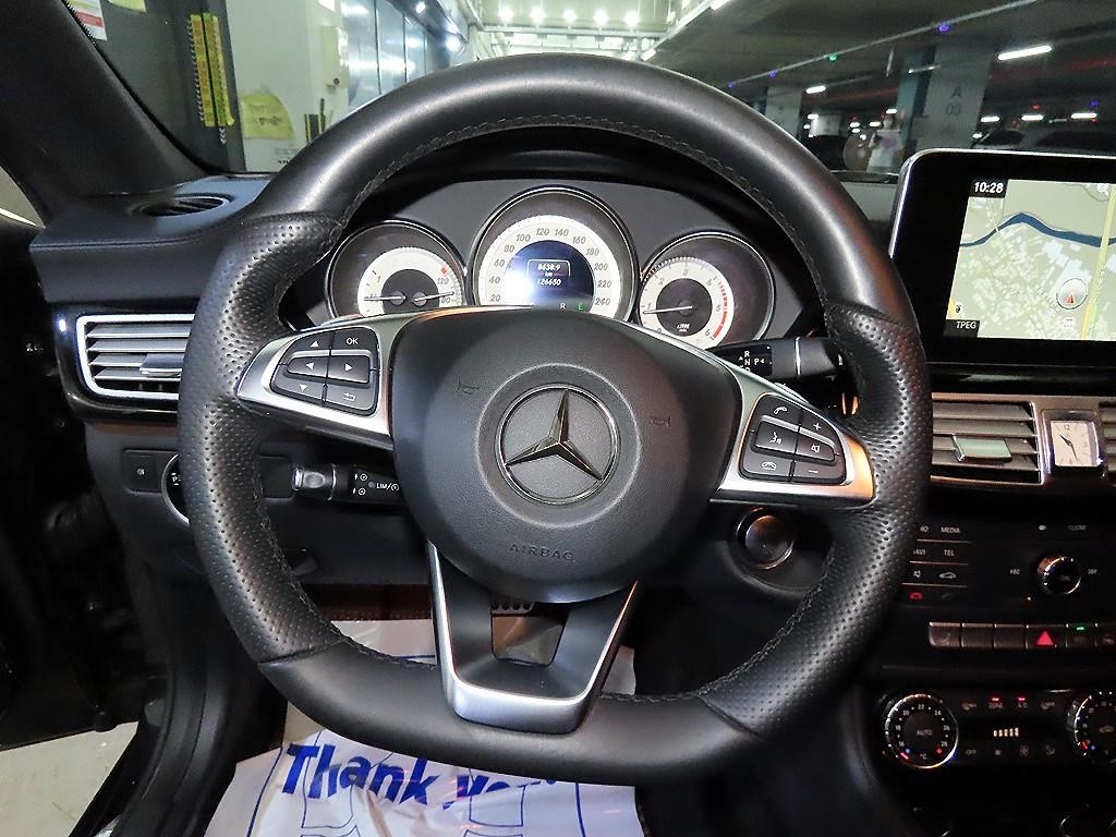벤츠 CLS 클래스 CLS클래스 W218 CLS 250 d 4MATIC AMG Line 이미지 8