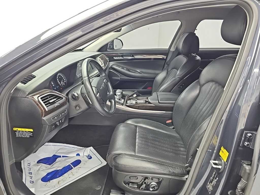 제네시스 EQ900 3.3 T-GDI AWD 프리미엄 럭셔리 이미지 11