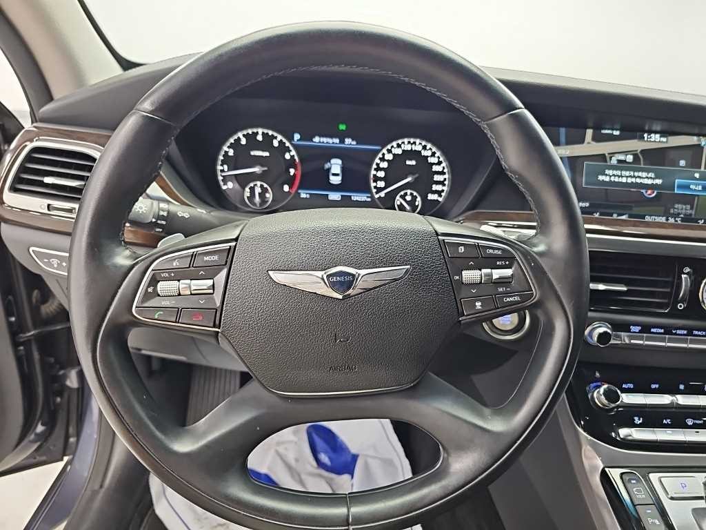 제네시스 EQ900 3.3 T-GDI AWD 프리미엄 럭셔리 이미지 9