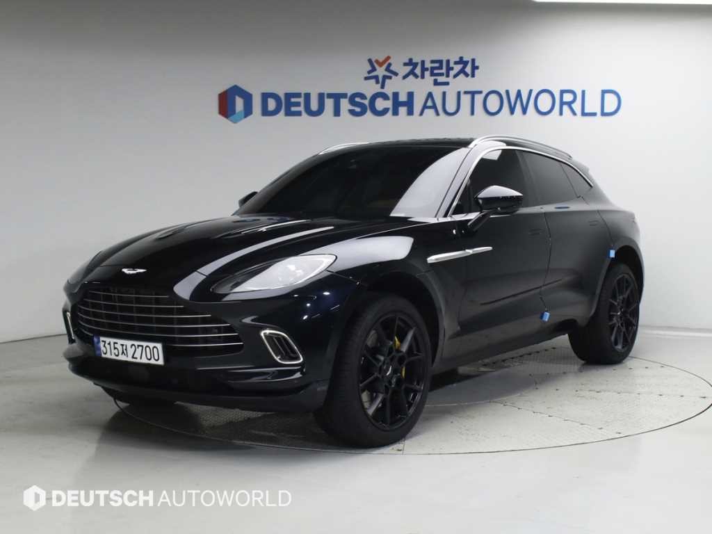 애스턴마틴 DBX 4.0 V8 이미지 1