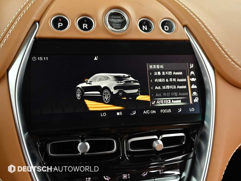 애스턴마틴 DBX 4.0 V8 이미지 17