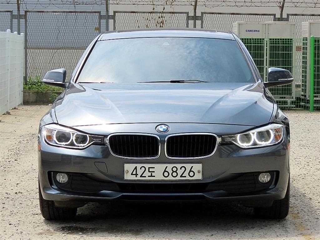 BMW 3시리즈 3시리즈 (F30) 320d 이미지 1