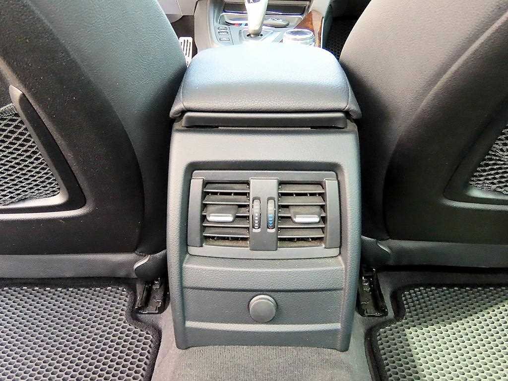 BMW 3시리즈 3시리즈 (F30) 320d 이미지 17