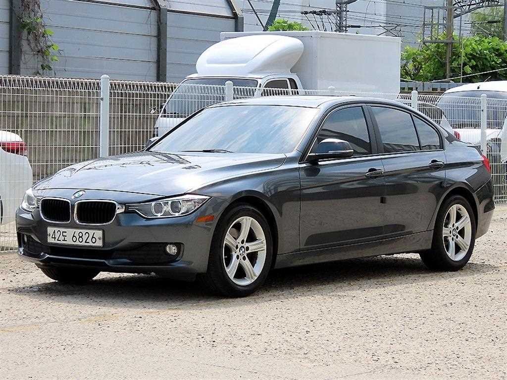 BMW 3시리즈 3시리즈 (F30) 320d 이미지 2
