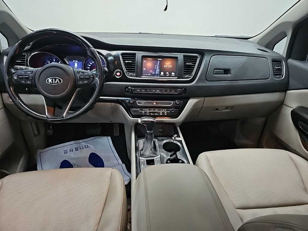 기아 카니발 더 뉴 카니발 디젤 9인승 프레스티지 이미지 7
