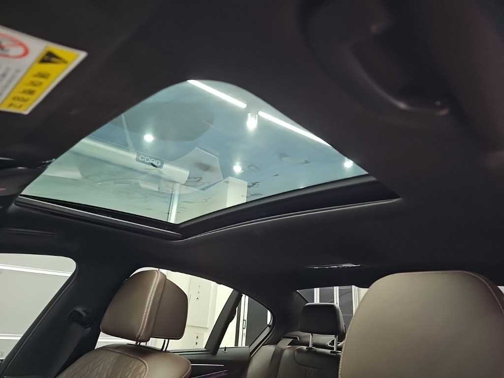 BMW 5시리즈 5시리즈 (G30) 520d M 스포츠 플러스 이미지 15