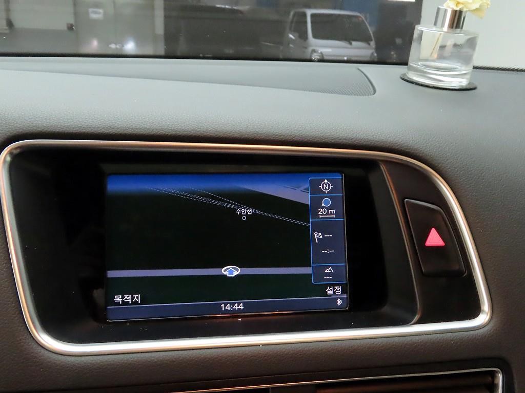 아우디 SQ5 3.0 TDI 콰트로 이미지 9