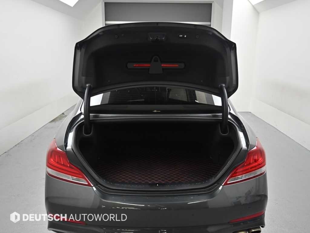 제네시스 G70 2.0T AWD 엘리트 이미지 19