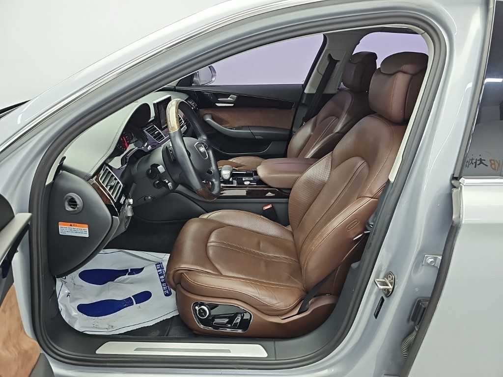 아우디 A8 뉴A8 50 TFSI 콰트로 LWB 이미지 11