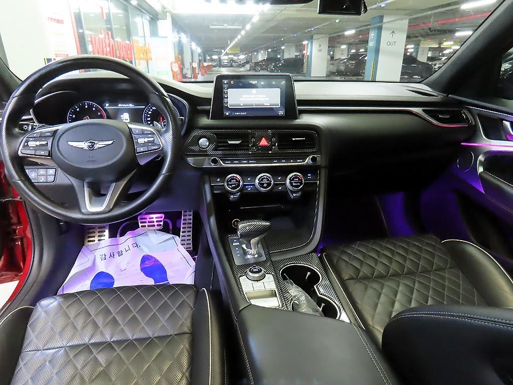 제네시스 G70 3.3T 스포츠 AWD 슈프림 이미지 10