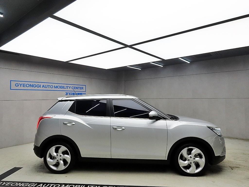 KG모빌리티(쌍용) 티볼리 가솔린 2WD 1.6 LX 이미지 2
