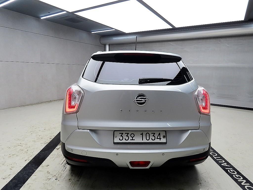 KG모빌리티(쌍용) 티볼리 가솔린 2WD 1.6 LX 이미지 3
