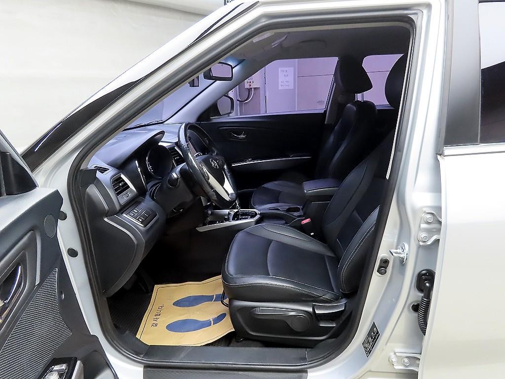 KG모빌리티(쌍용) 티볼리 가솔린 2WD 1.6 LX 이미지 5