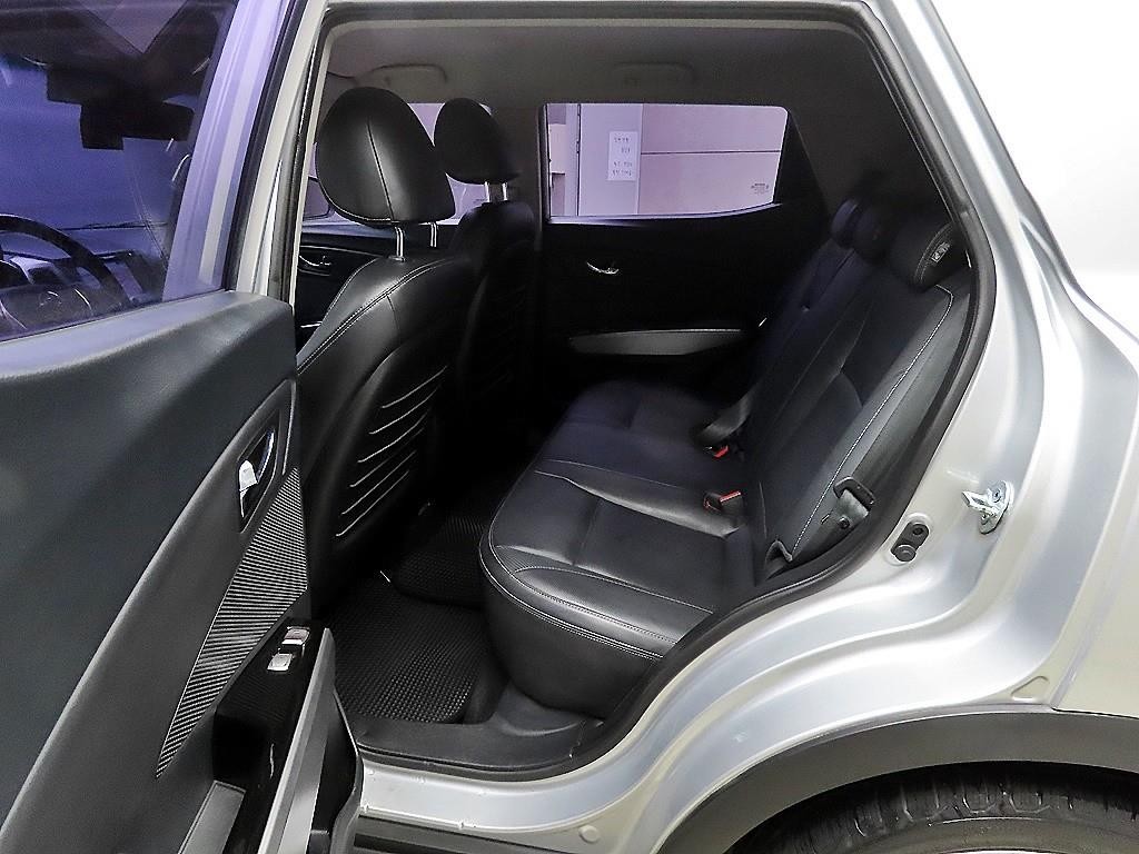 KG모빌리티(쌍용) 티볼리 가솔린 2WD 1.6 LX 이미지 6