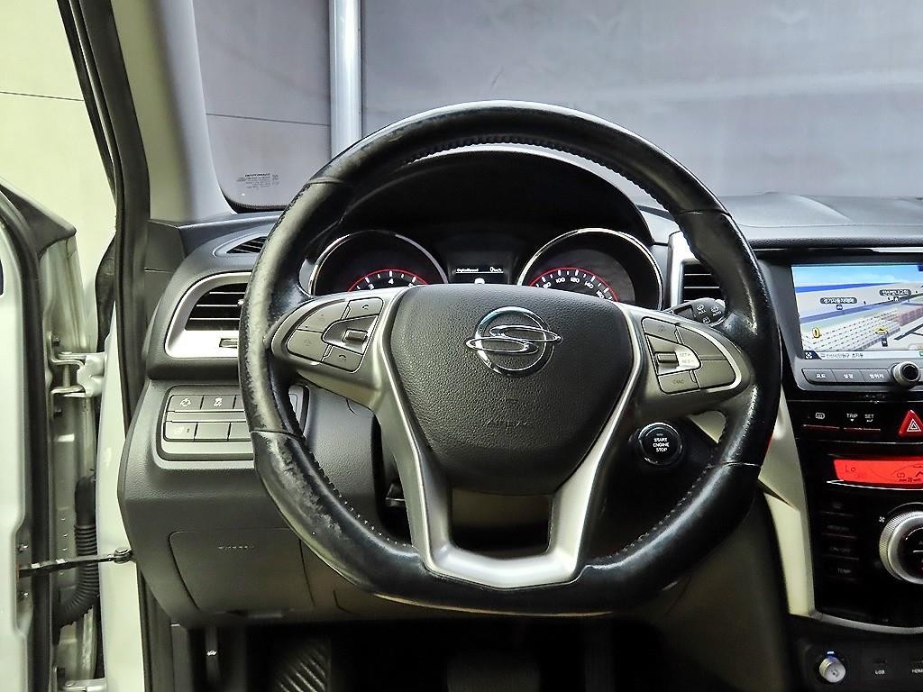 KG모빌리티(쌍용) 티볼리 가솔린 2WD 1.6 LX 이미지 9