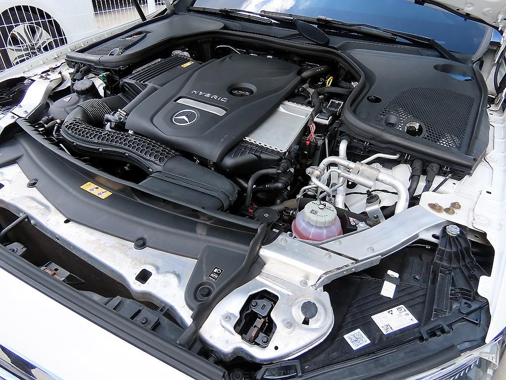 벤츠 E 클래스 E-클래스 W213 E300e 4MATIC 익스클루시브 이미지 19