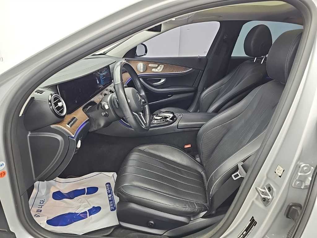 벤츠 E 클래스 E-클래스 W213 E300 4MATIC 익스클루시브 이미지 11