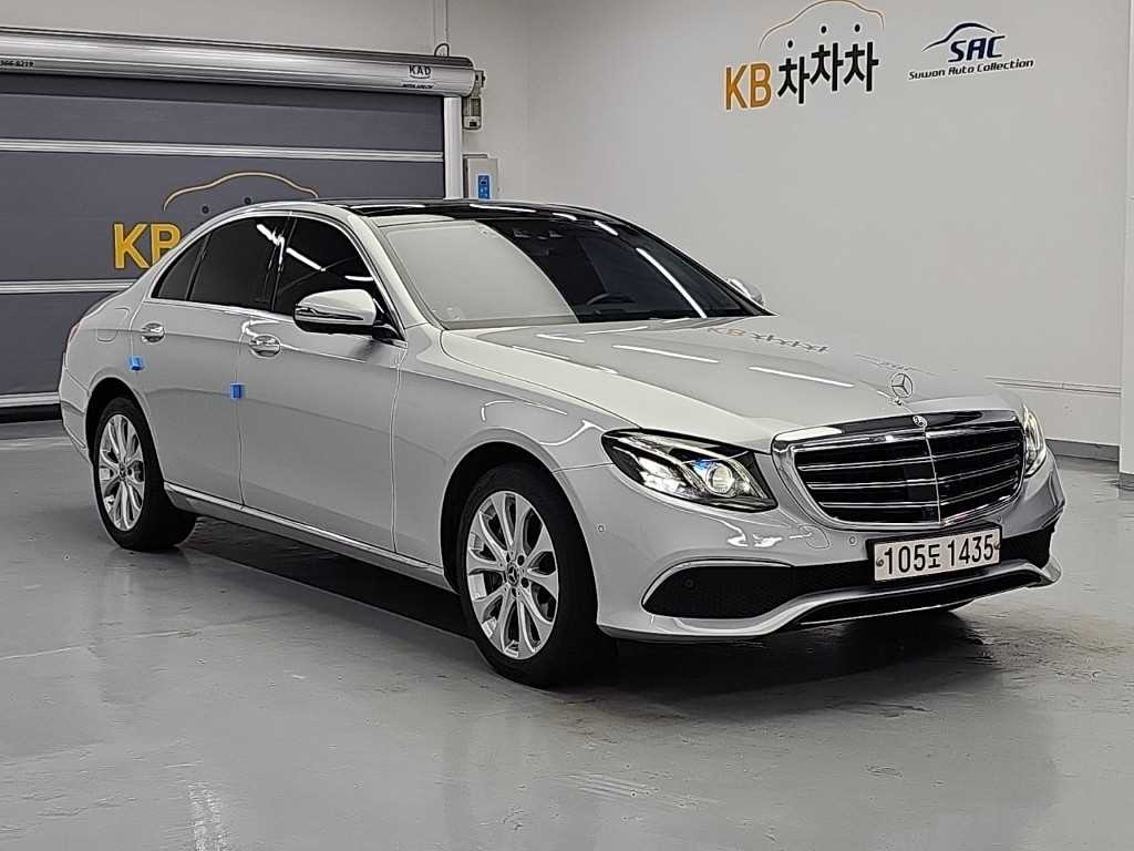벤츠 E 클래스 E-클래스 W213 E300 4MATIC 익스클루시브 이미지 4