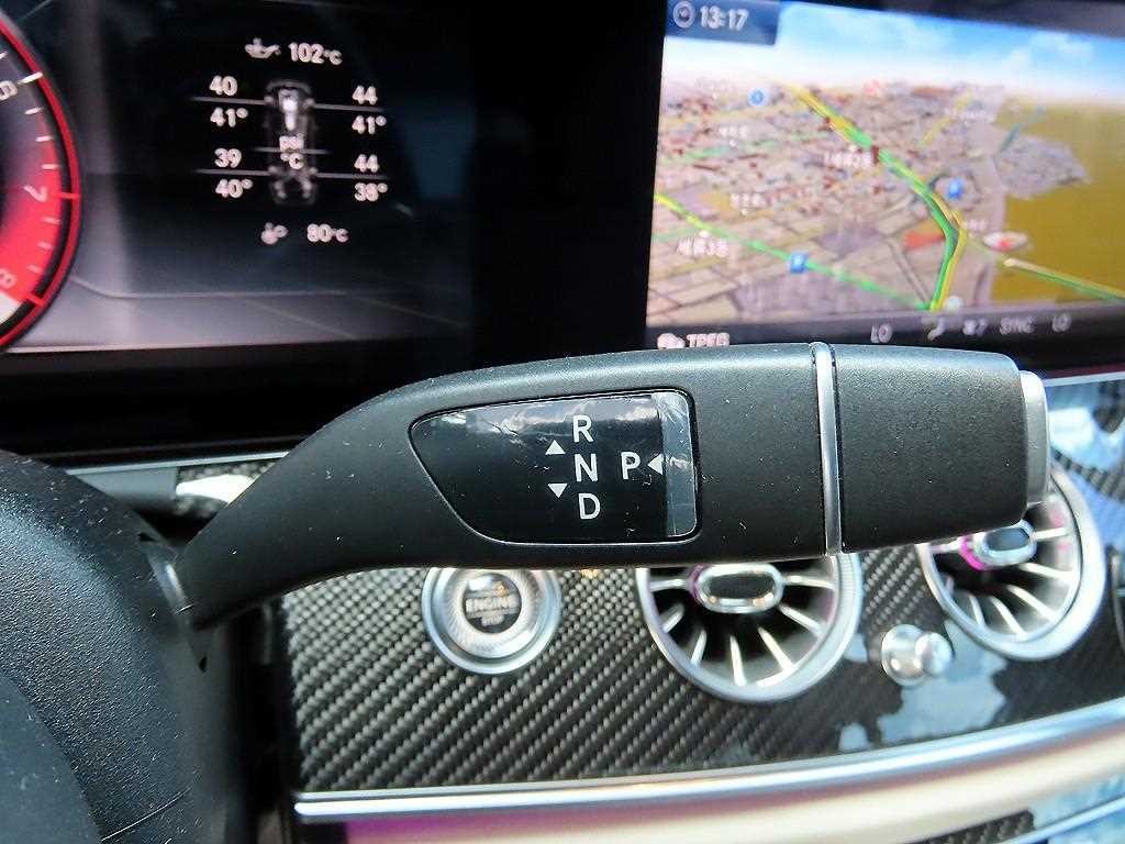 벤츠 E 클래스 E-클래스 W213 E63 AMG 4MATIC+ 이미지 11
