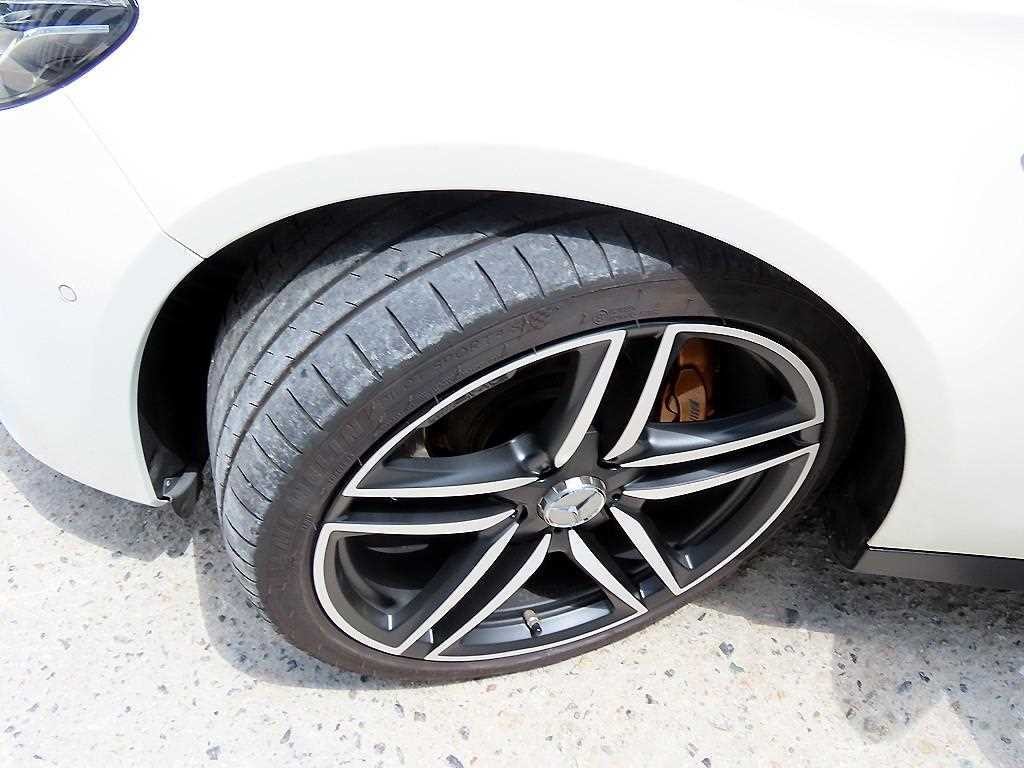 벤츠 E 클래스 E-클래스 W213 E63 AMG 4MATIC+ 이미지 20