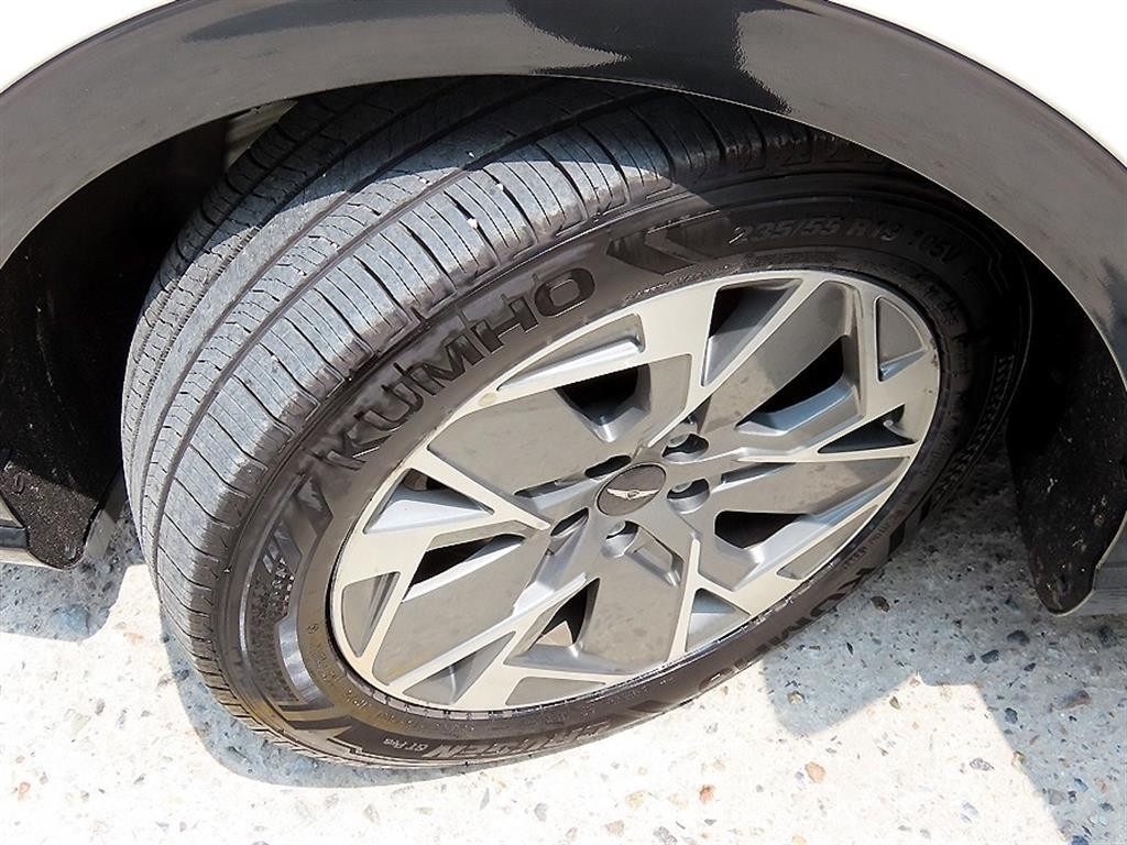 제네시스 GV60 스탠다드 AWD 이미지 20