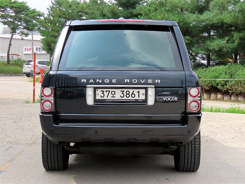 랜드로버 레인지로버 V8 5.0 VOGUE 이미지 4