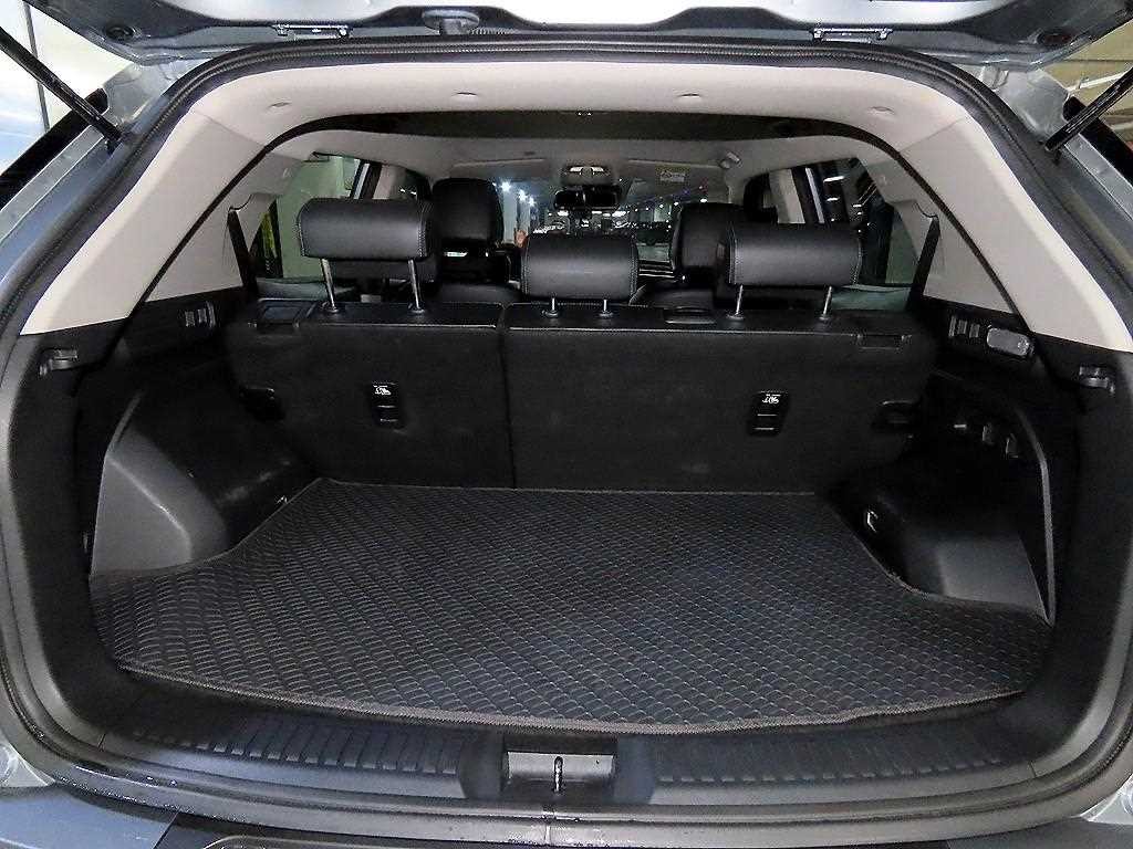 KG모빌리티(쌍용) 코란도 뷰티풀코란도 4WD 가솔린 1.5 C5 플러스 이미지 17
