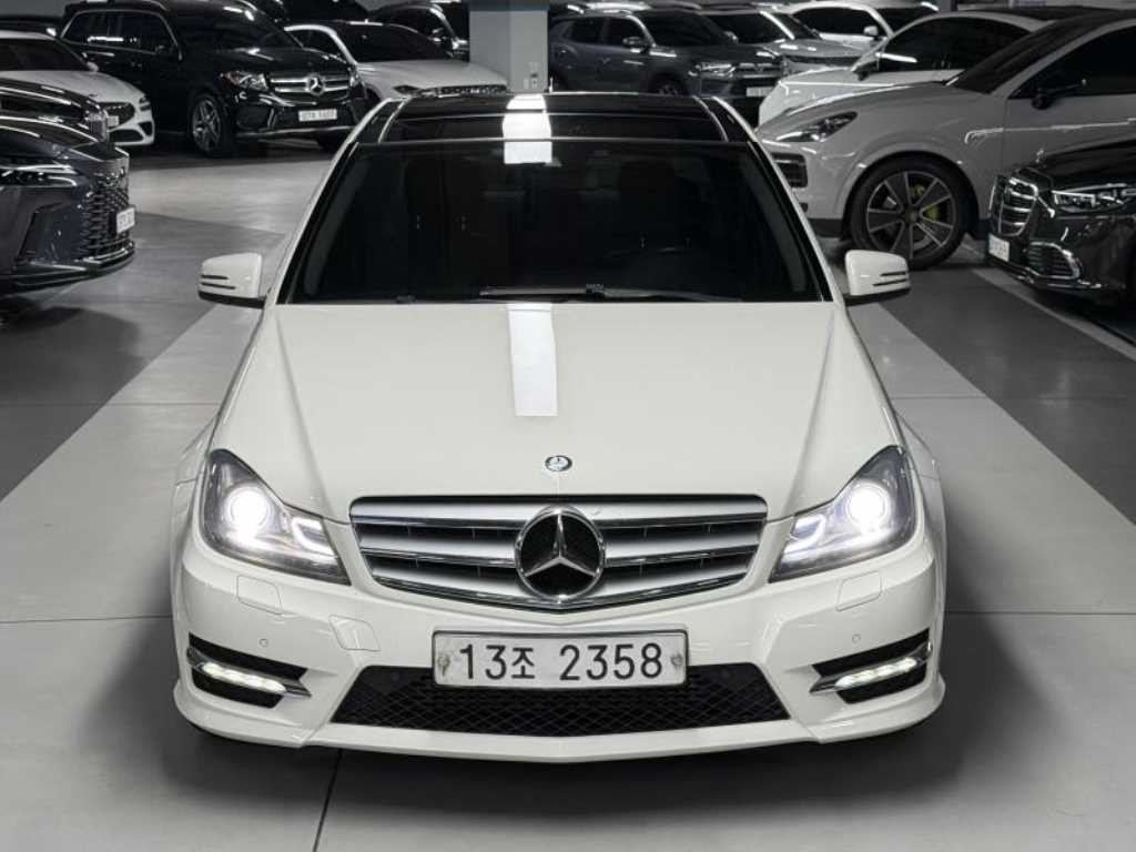 벤츠 C 클래스 C클래스 W204 C200 CGI 아방가르드 이미지 1