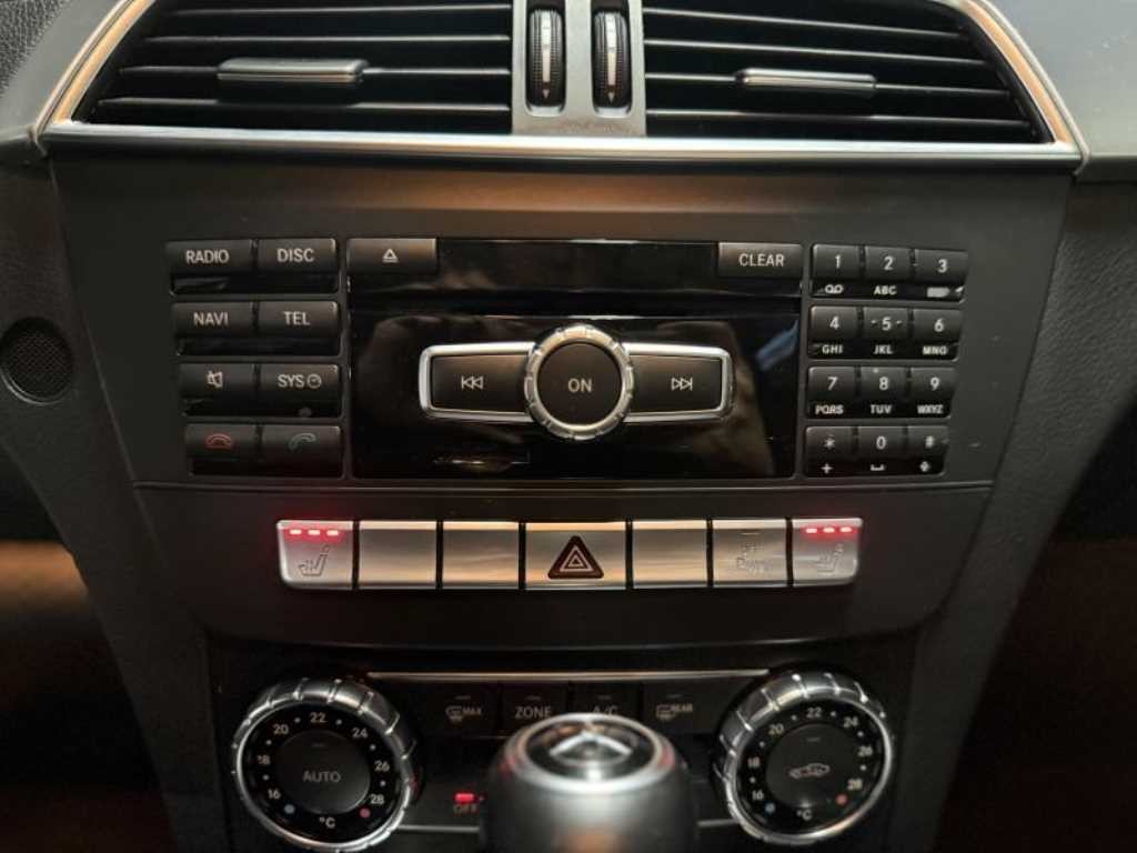 벤츠 C 클래스 C클래스 W204 C200 CGI 아방가르드 이미지 13