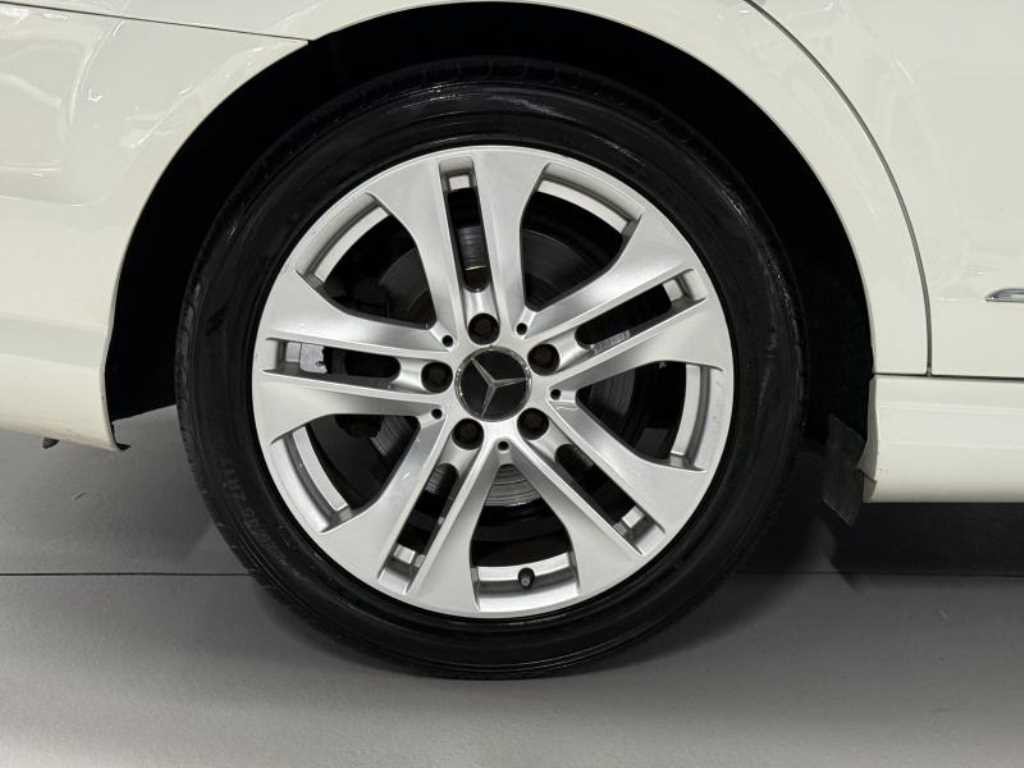 벤츠 C 클래스 C클래스 W204 C200 CGI 아방가르드 이미지 19