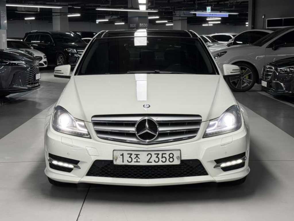 벤츠 C 클래스 C클래스 W204 C200 CGI 아방가르드 이미지 2