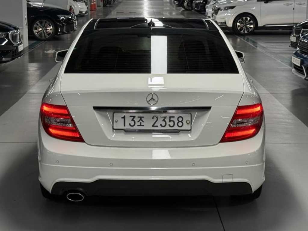 벤츠 C 클래스 C클래스 W204 C200 CGI 아방가르드 이미지 5