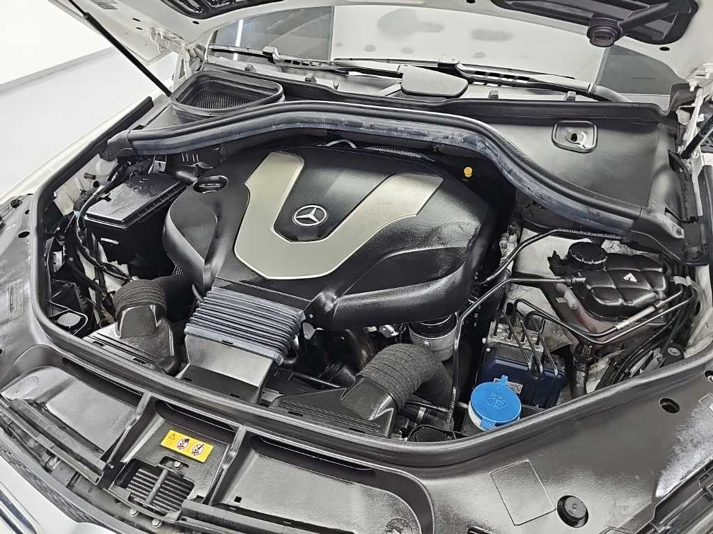 벤츠 GLE 클래스 GLE 클래스 W166 GLE 350 d 4MATIC 이미지 5